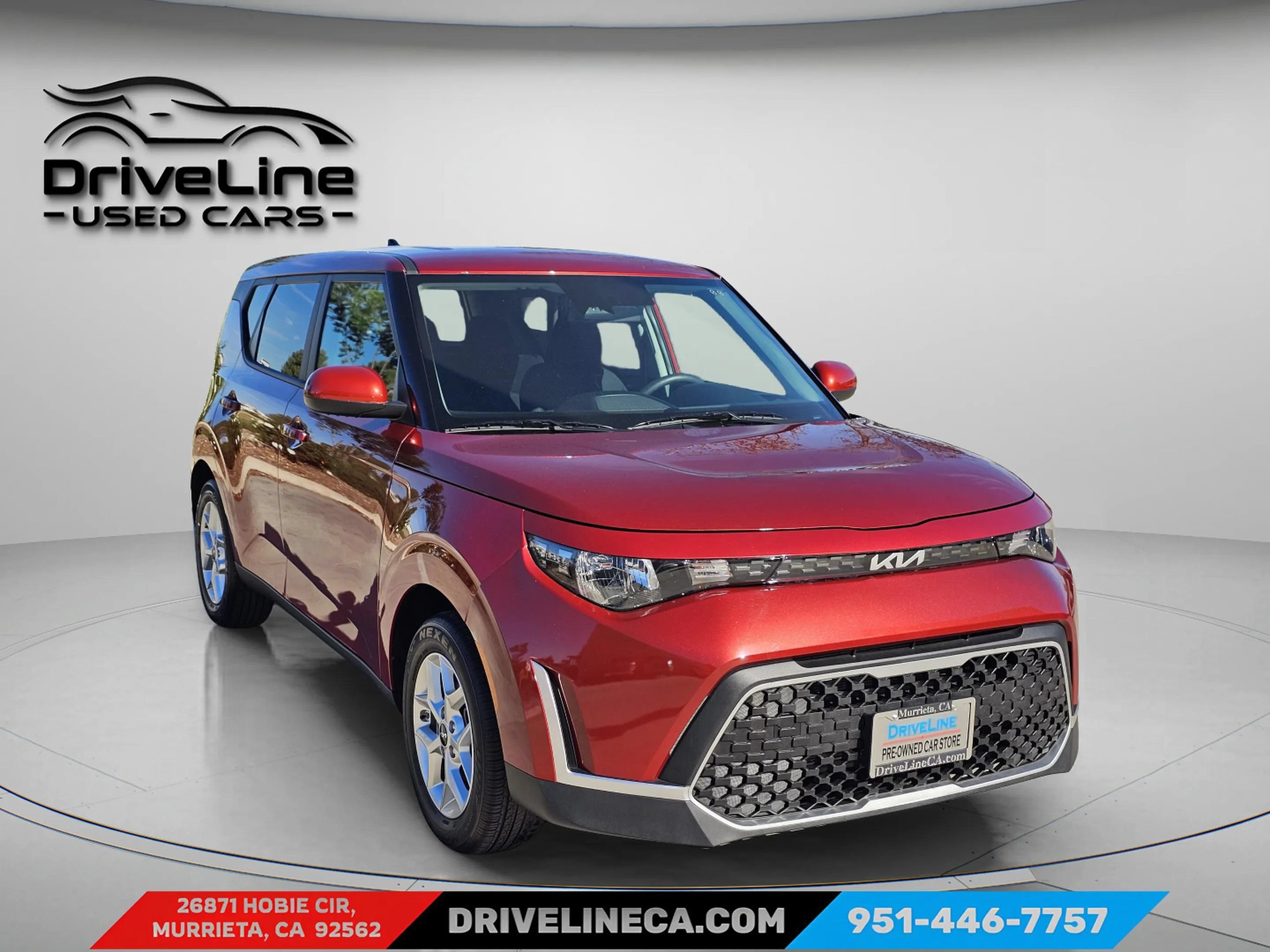 Used 2025 Kia Soul LX w/ LX Technology Package FWD image 5