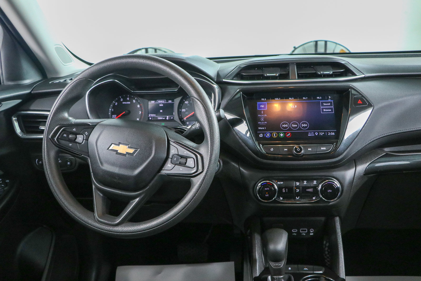 Used 2023 Chevrolet TrailBlazer LT w/ Convenience Package FWD image 17