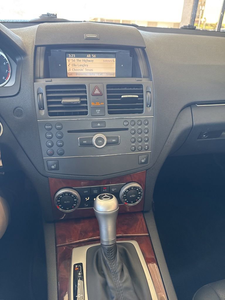 Used 2010 Mercedes-Benz C 300 Sedan image 13