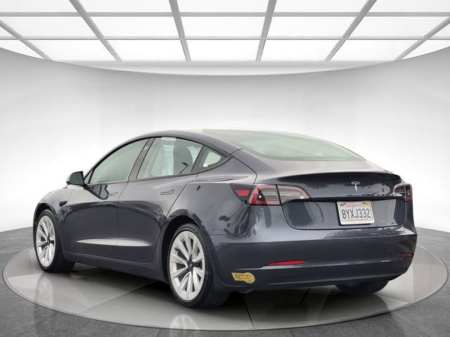 Used 2021 Tesla Model 3 Standard Range Plus image 7