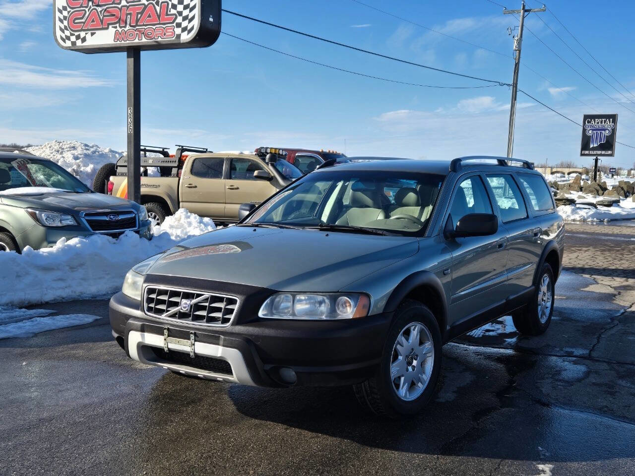 Used 2006 Volvo XC70 Base AWD 4dr Wagon image 3