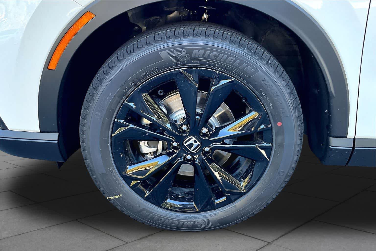 New 2027 Honda CR-V Sport Touring image 9