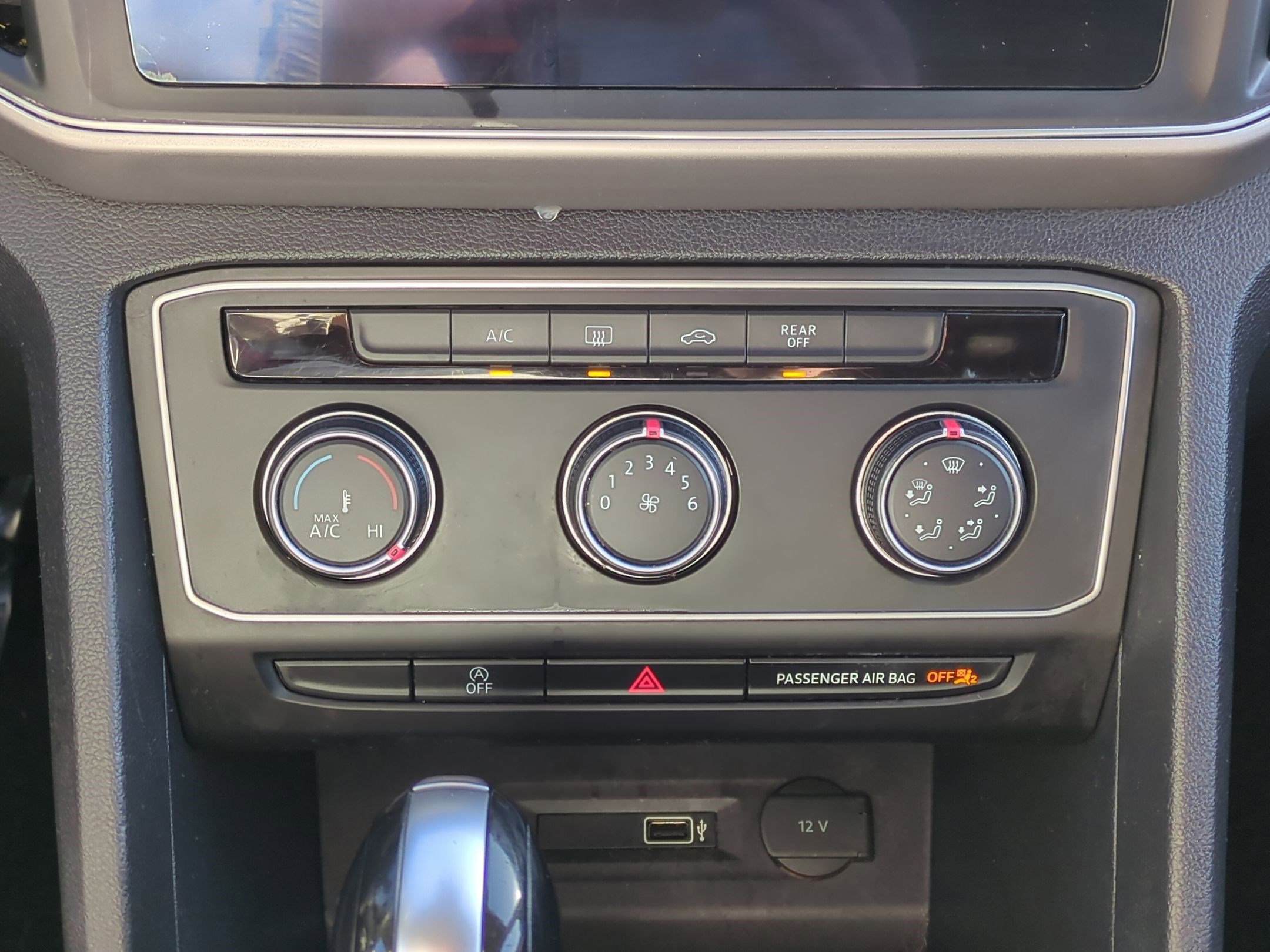 Used 2018 Volkswagen Atlas Launch Edition image 23