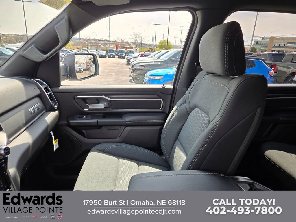 New 2026 RAM 1500 Big Horn AWD/4WD image 24