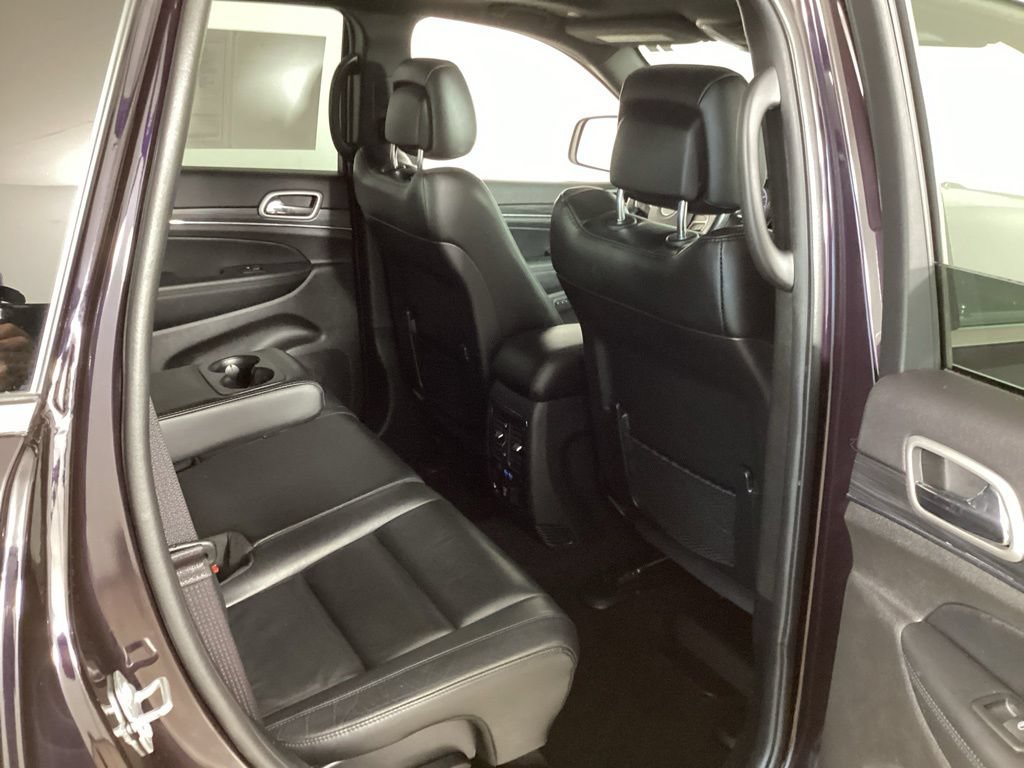 Used 2021 Jeep Grand Cherokee Limited AWD/4WD image 35