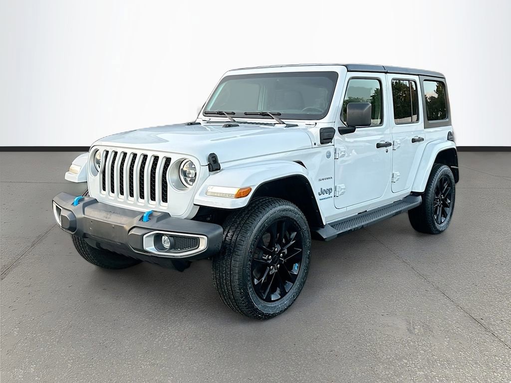 Used 2023 Jeep Wrangler Unlimited Sahara w/ Cold Weather Group image 3