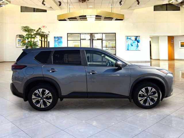 Used 2023 Nissan Rogue SV FWD image 4