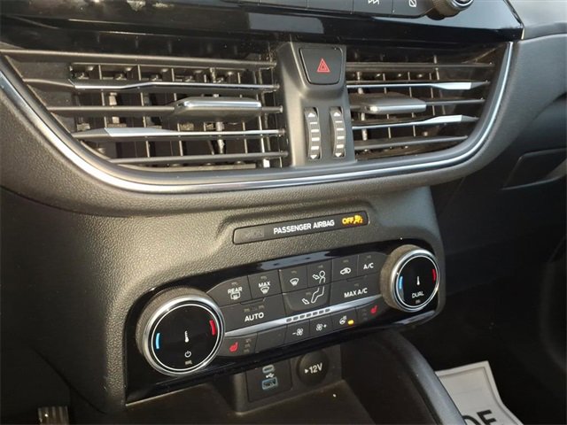 Certified 2022 Ford Escape Titanium image 21