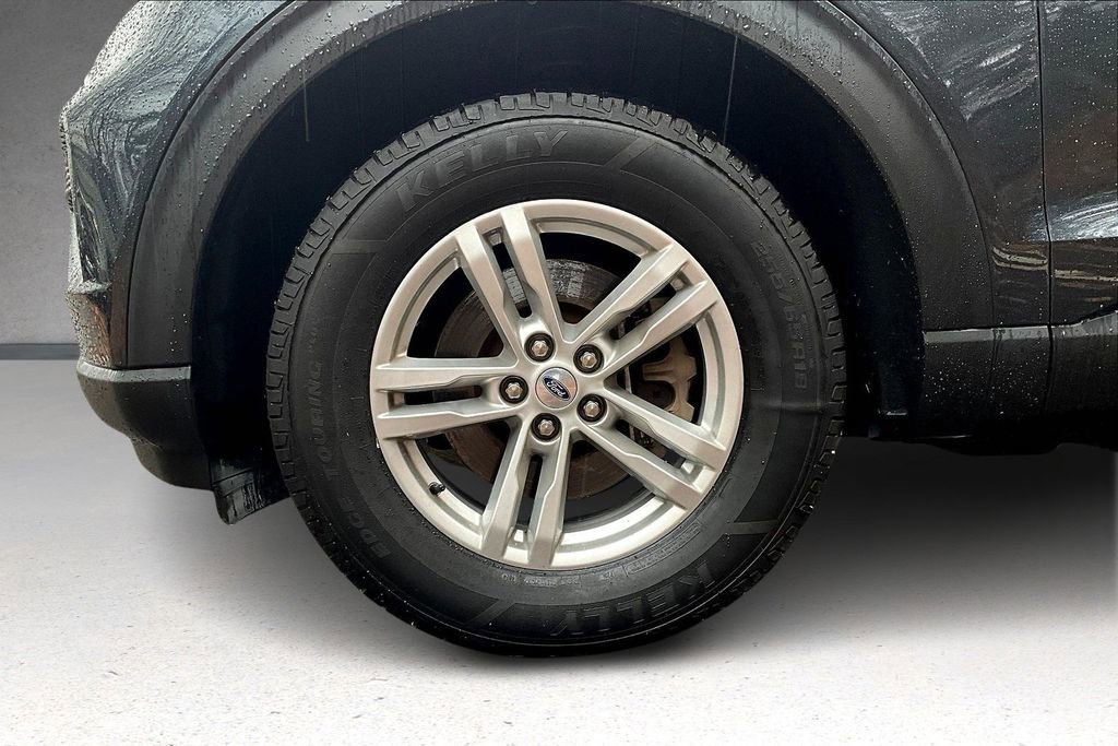 Used 2023 Ford Explorer XLT image 33