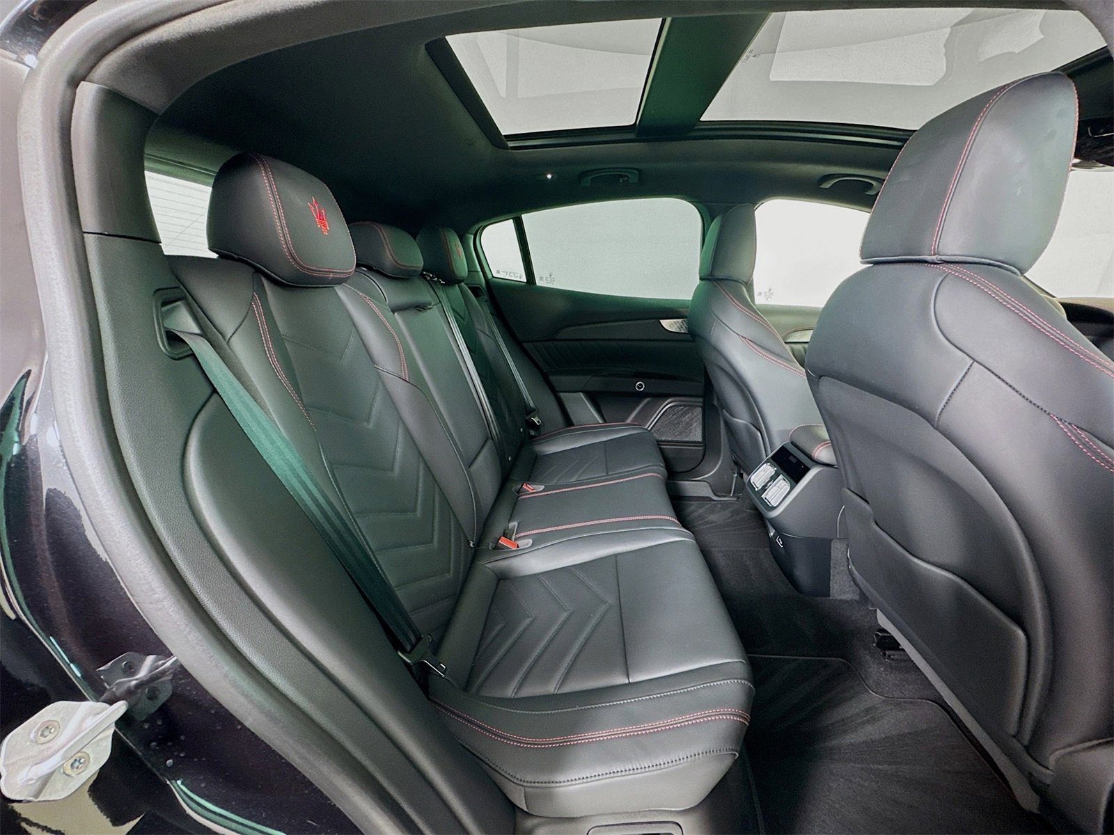 New 2026 Maserati Grecale Modena image 28