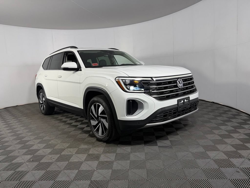 Used 2024 Volkswagen Atlas SE FWD image 3