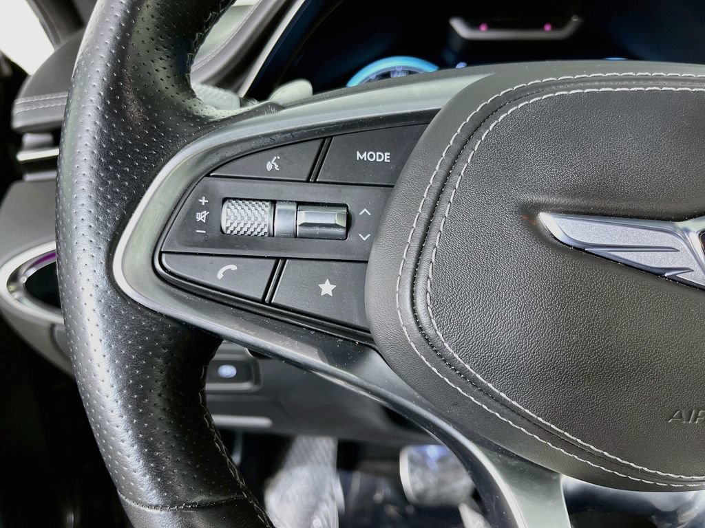 Used 2024 Genesis GV70 2.5T w/ Sport Prestige Package AWD/4WD image 14