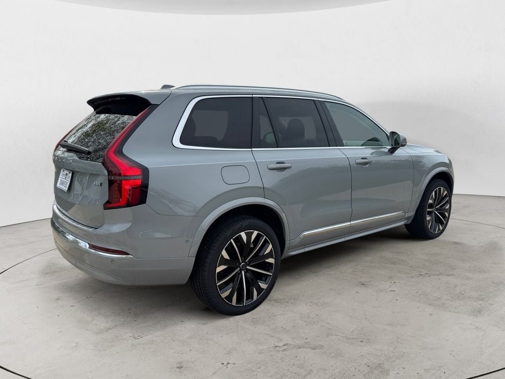 New 2026 Volvo XC90 B6 Plus w/ Protection Package Premier AWD/4WD image 7