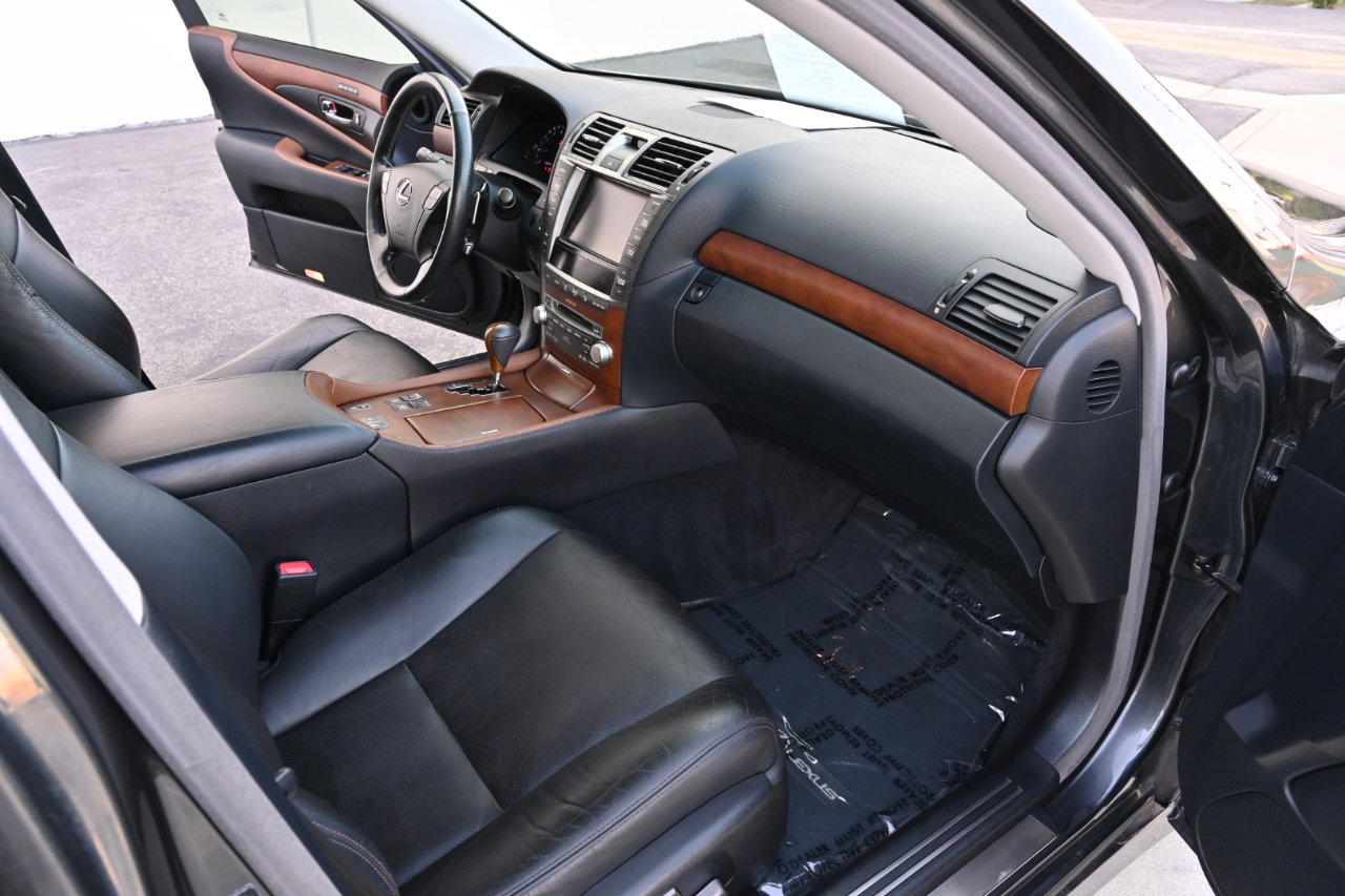 Used 2011 Lexus LS 460 w/ Sport Pkg RWD image 15