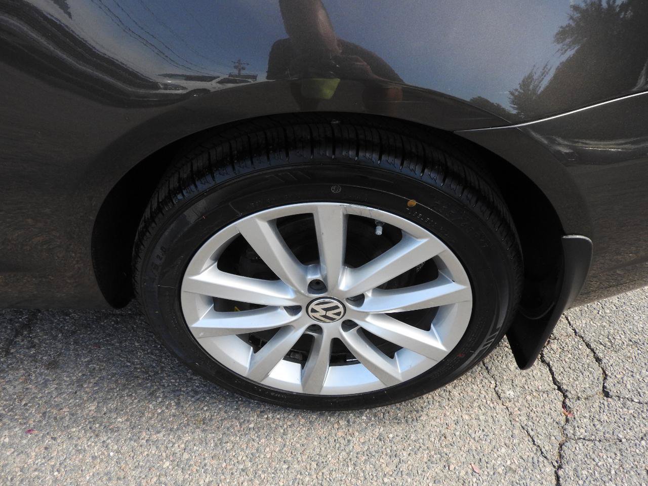 Used 2016 Volkswagen Eos Komfort FWD image 23