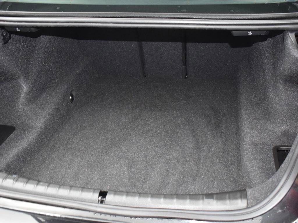 Used 2019 BMW 530i xDrive w/ Convenience Package image 14