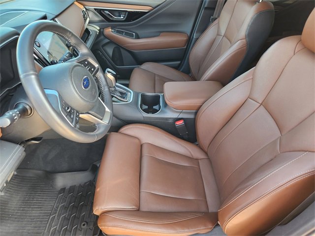 Used 2022 Subaru Outback Touring w/ Popular Package #2 image 13