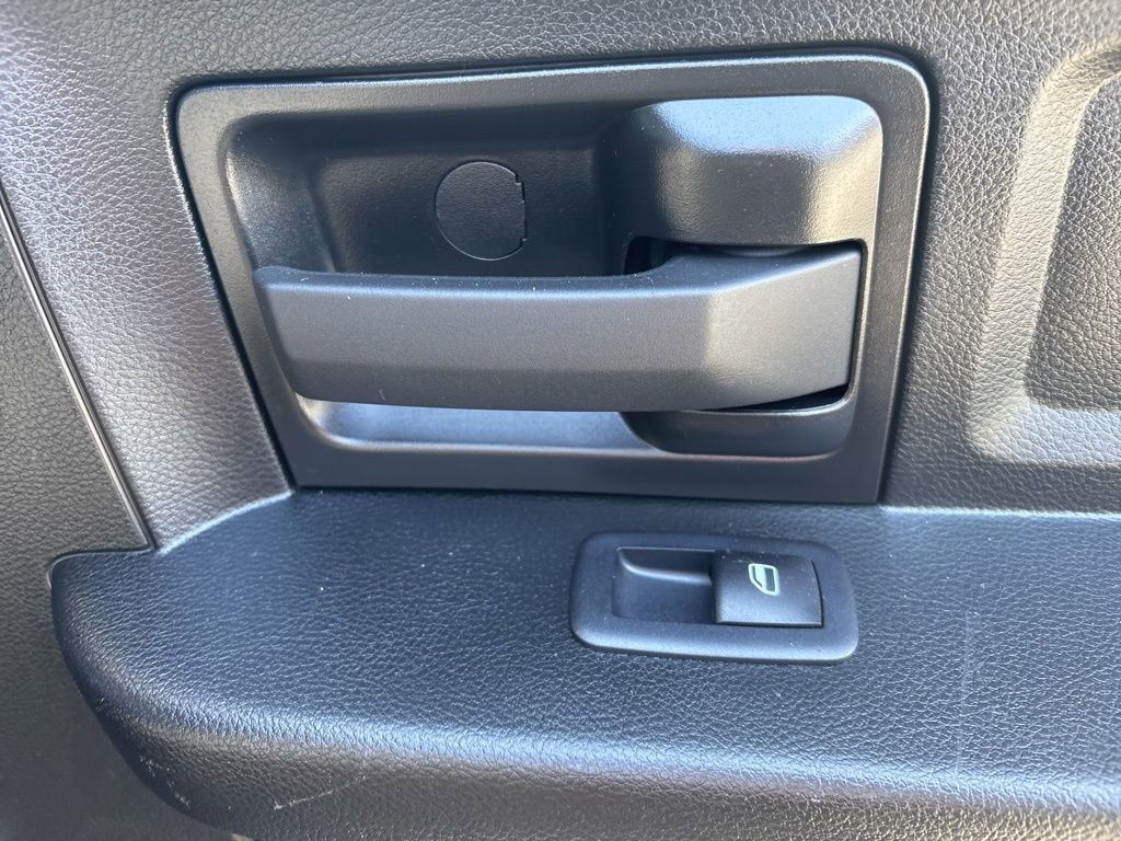 Used 2022 RAM 1500 Classic Tradesman AWD/4WD image 24