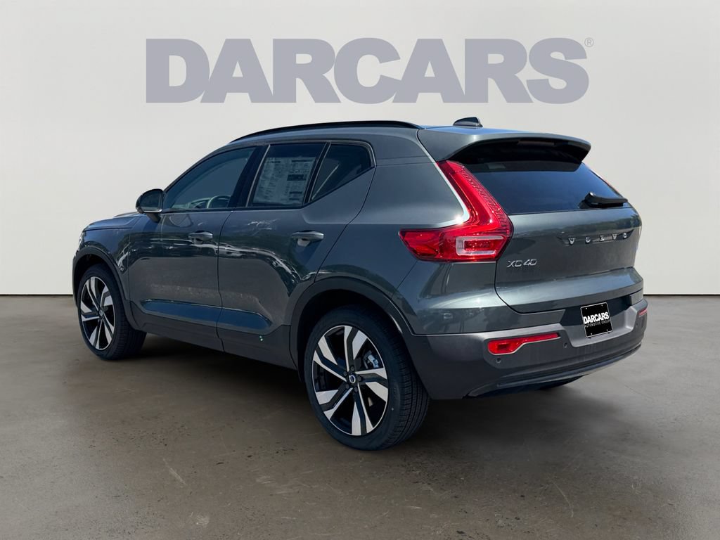 New 2026 Volvo XC40 B5 Plus w/ Climate Package AWD/4WD image 3
