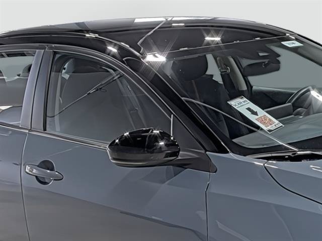 Used 2024 Nissan Sentra SR FWD image 16