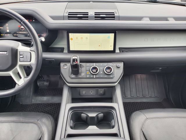 Used 2024 Land Rover Defender 110 S image 14