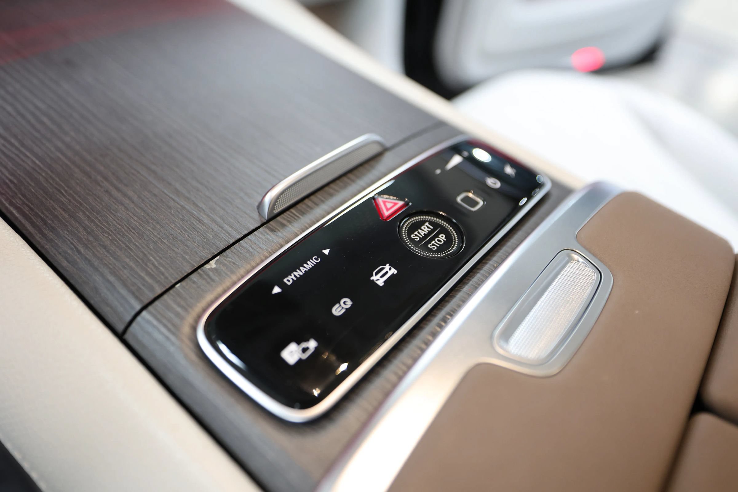Used 2023 Mercedes-Benz EQS 580 4MATIC SUV image 43
