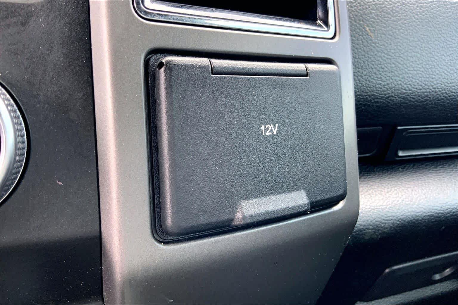 Used 2020 Ford Expedition XLT RWD image 30