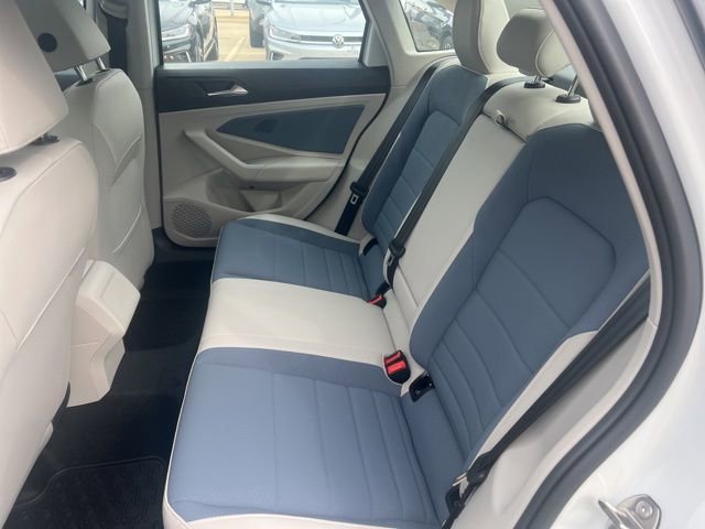 New 2025 Volkswagen Jetta SE image 8