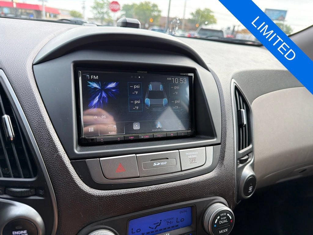 Used 2015 Hyundai Tucson Limited w/ Option Group 03 FWD image 15