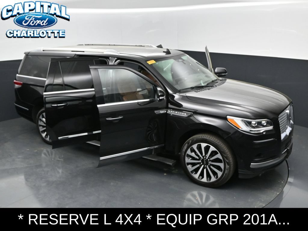 Used 2024 Lincoln Navigator L Reserve AWD/4WD image 36