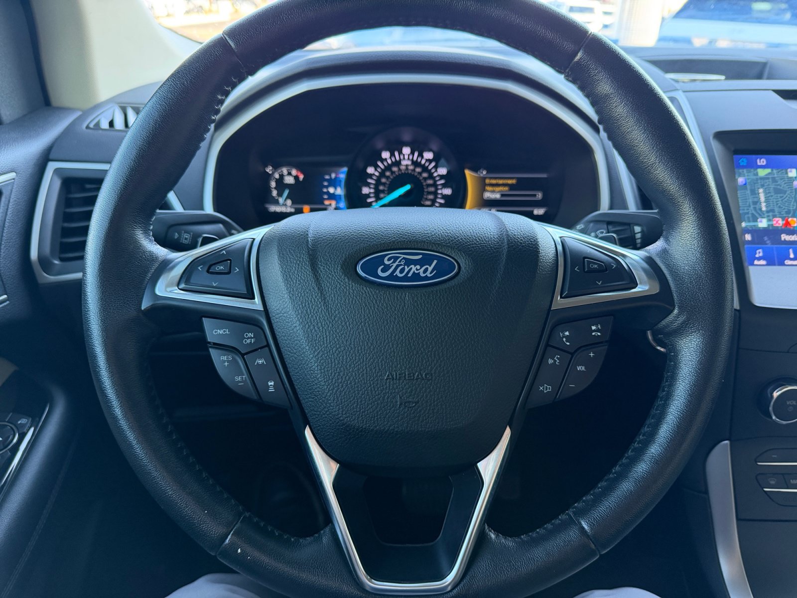 Used 2020 Ford Edge SEL w/ Convenience Package AWD/4WD image 9