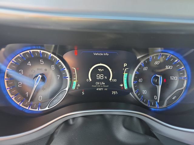 Used 2025 Chrysler Pacifica Limited FWD image 22
