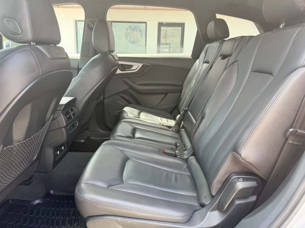 Used 2018 Audi Q7 2.0T Premium Plus AWD/4WD image 12