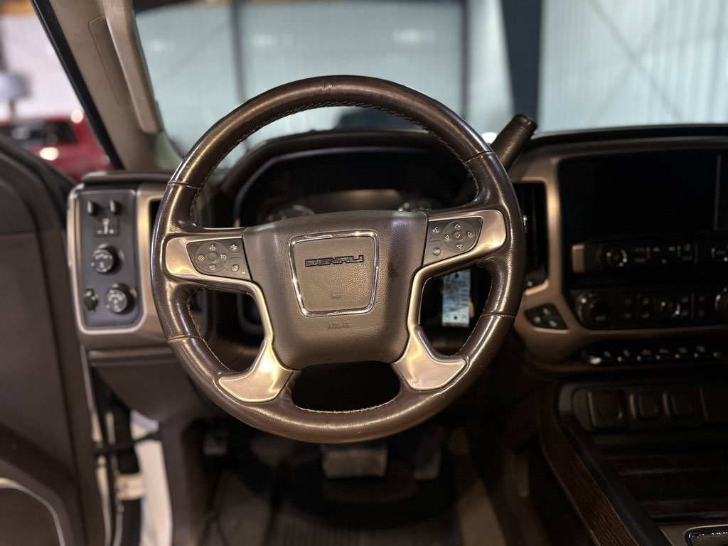 Used 2018 GMC Sierra 2500 Denali w/ Duramax Plus Package image 25