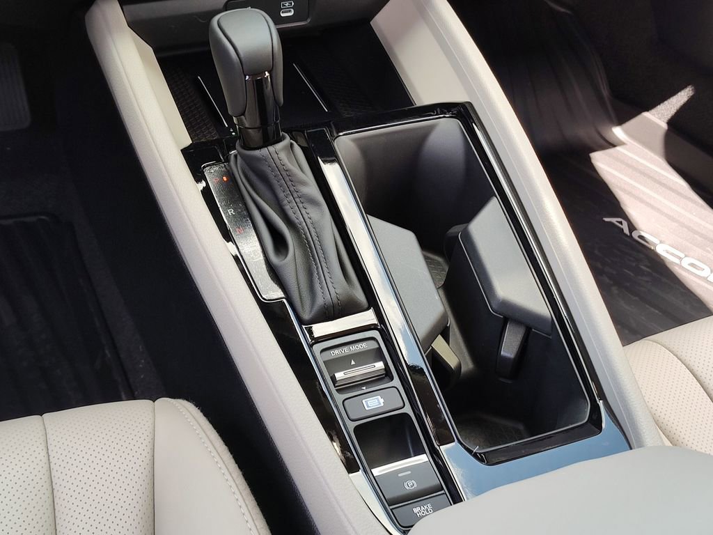 New 2026 Honda Accord EX-L image 9