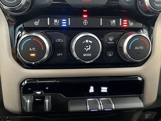 Used 2022 RAM 1500 Laramie w/ Off Road Group image 47