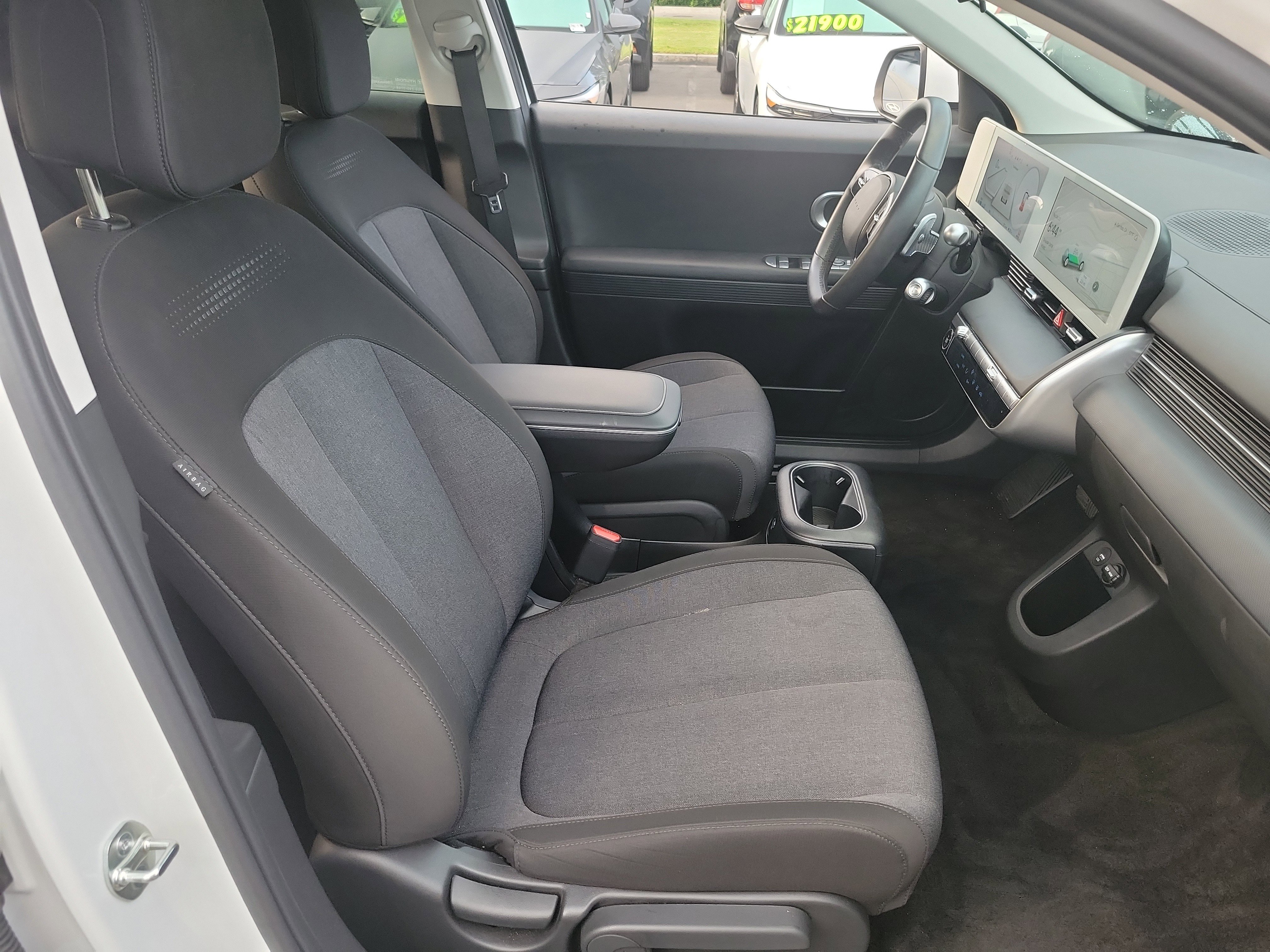 Used 2024 Hyundai Ioniq 5 SE image 18