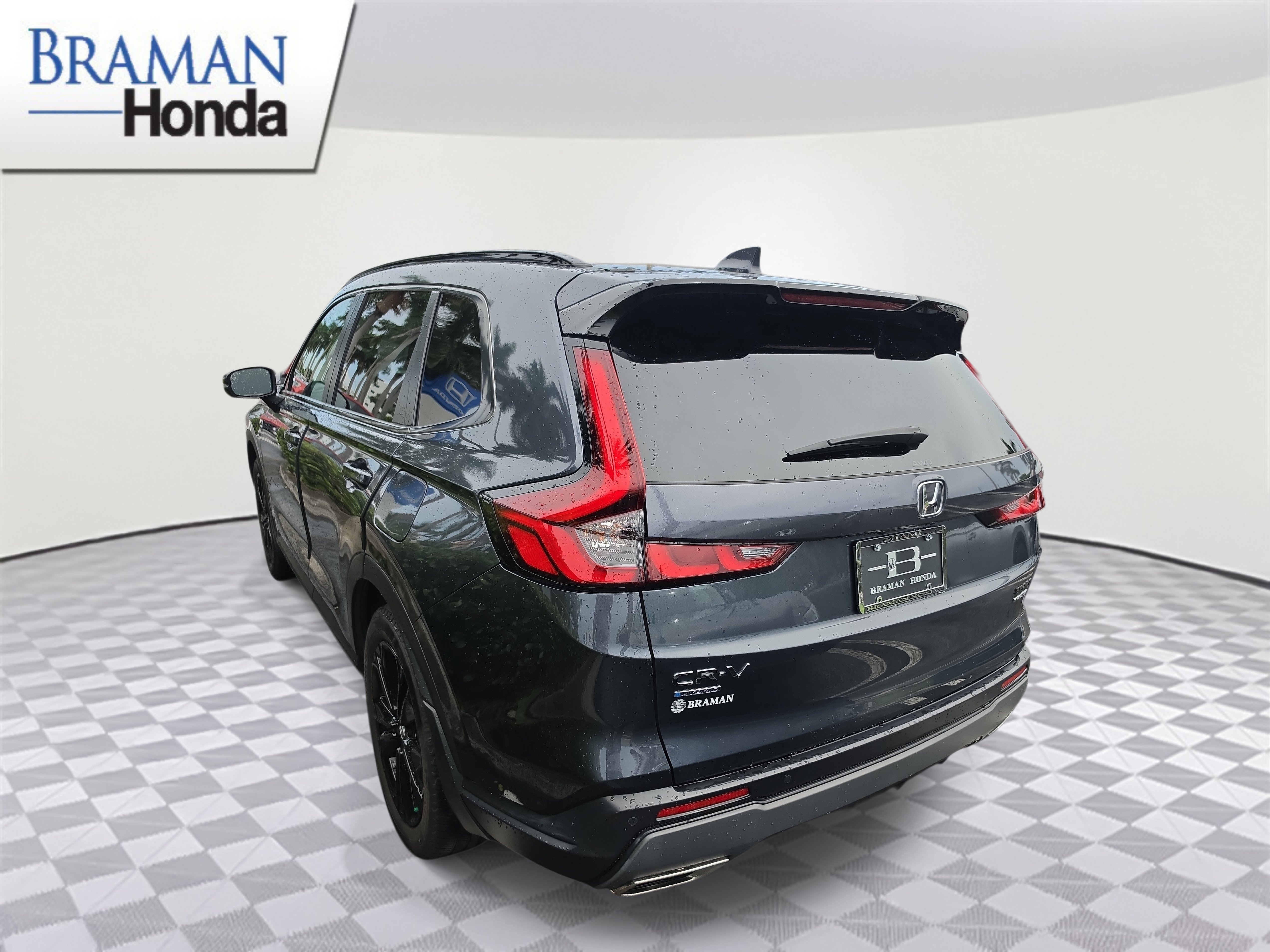 Certified 2023 Honda CR-V Sport Touring image 4