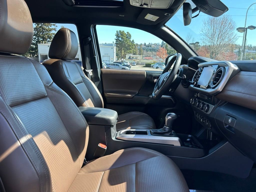 Certified 2021 Toyota Tacoma Limited image 16