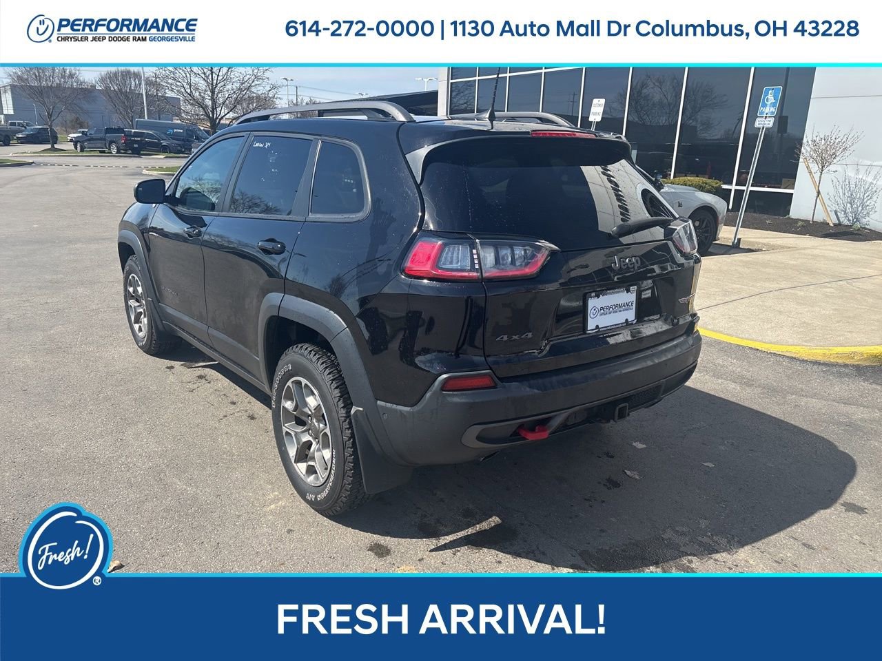 Used 2020 Jeep Cherokee Trailhawk w/ Comfort & Convenience Group image 6