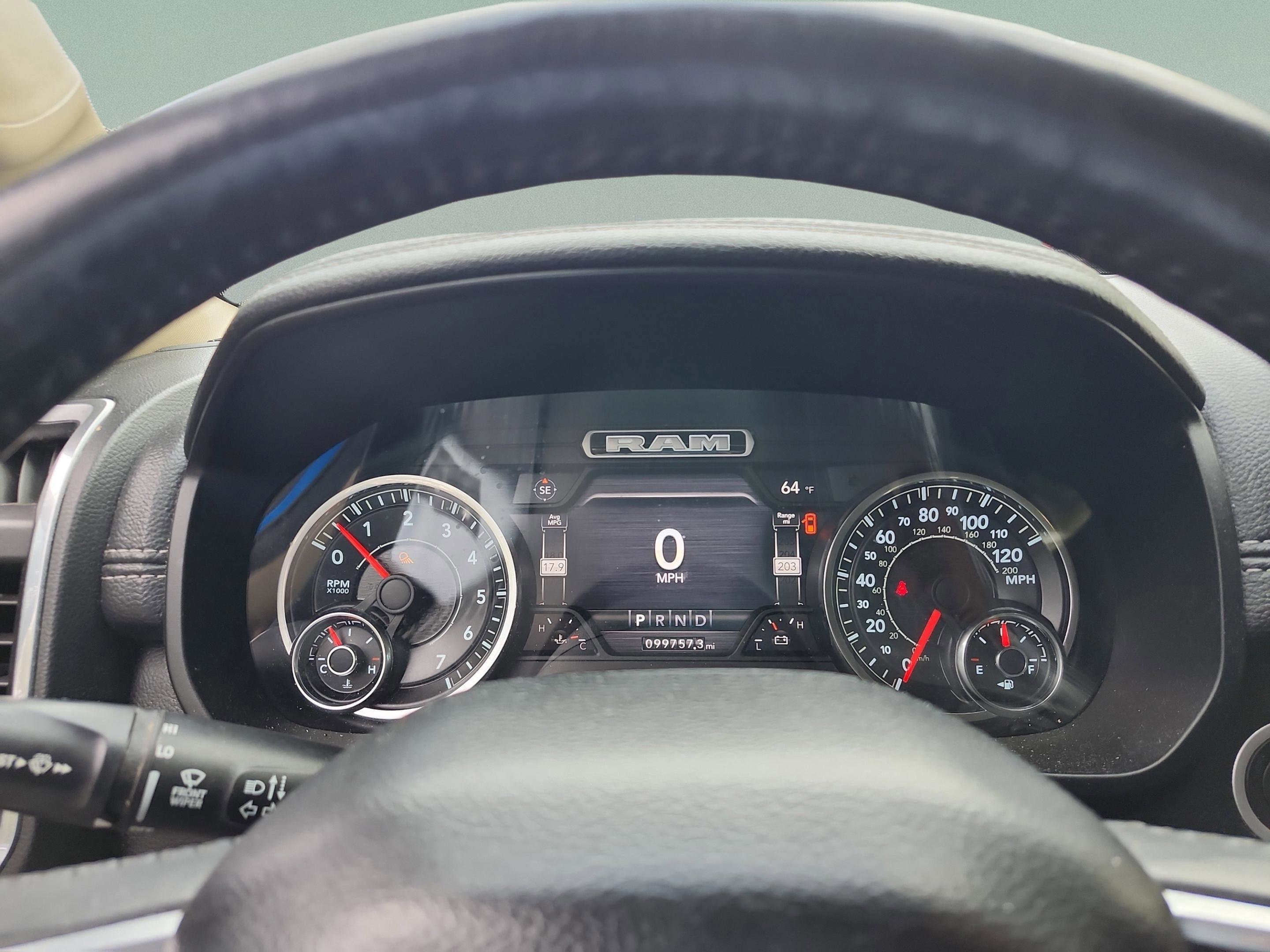 Used 2020 RAM 1500 Laramie image 11