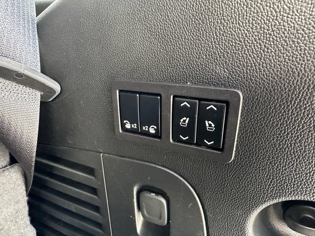 Used 2019 GMC Yukon Denali w/ Denali Ultimate Package AWD/4WD image 28