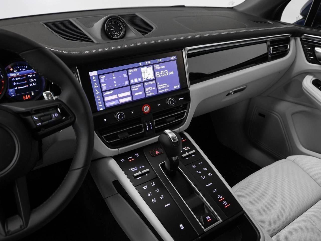 New 2025 Porsche Macan image 67