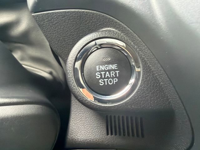 Used 2025 Subaru Forester Limited image 32