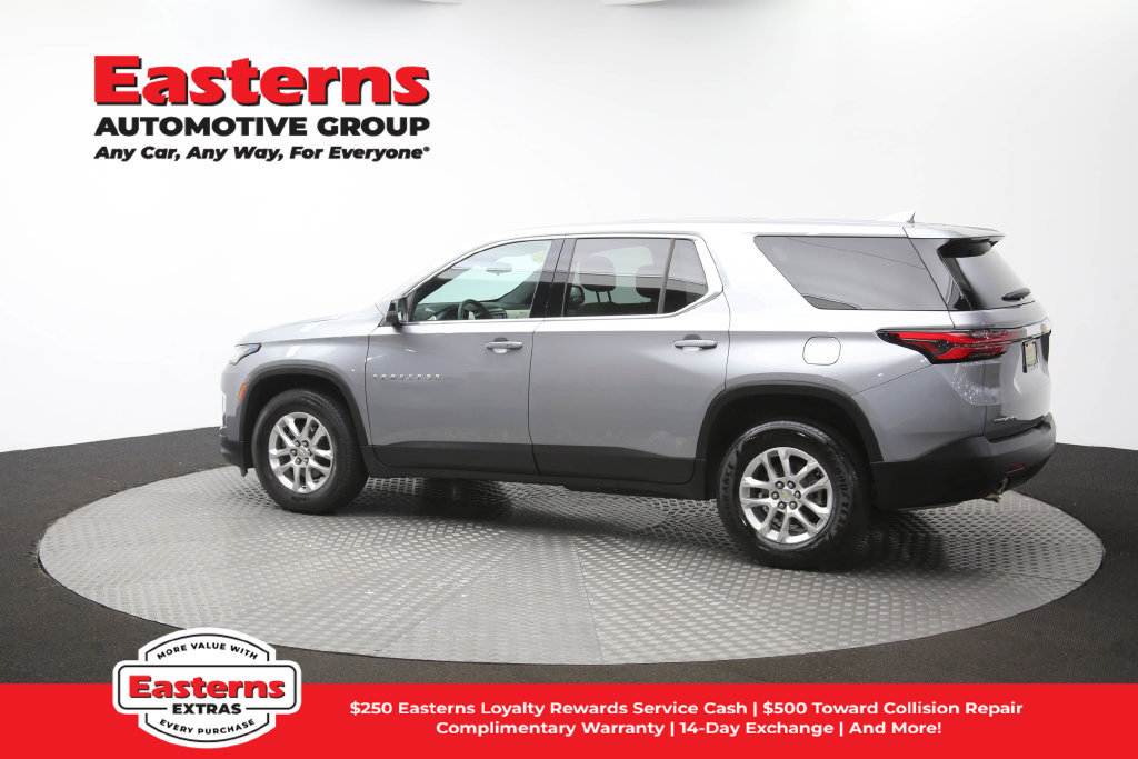 Used 2023 Chevrolet Traverse LS FWD image 62