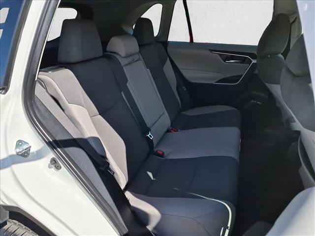 Used 2022 Toyota RAV4 XLE w/ Convenience Package FWD image 19