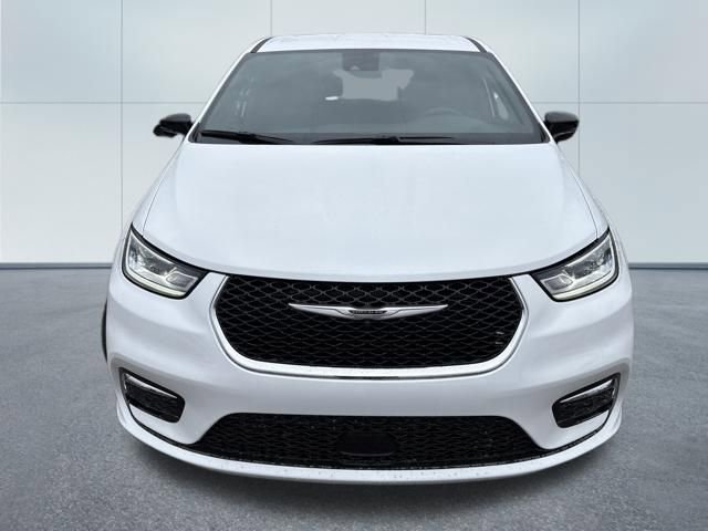 New 2026 Chrysler Pacifica Select image 6