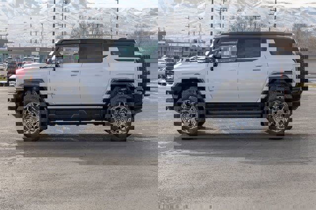 New 2026 GMC Hummer EV SUV image 3