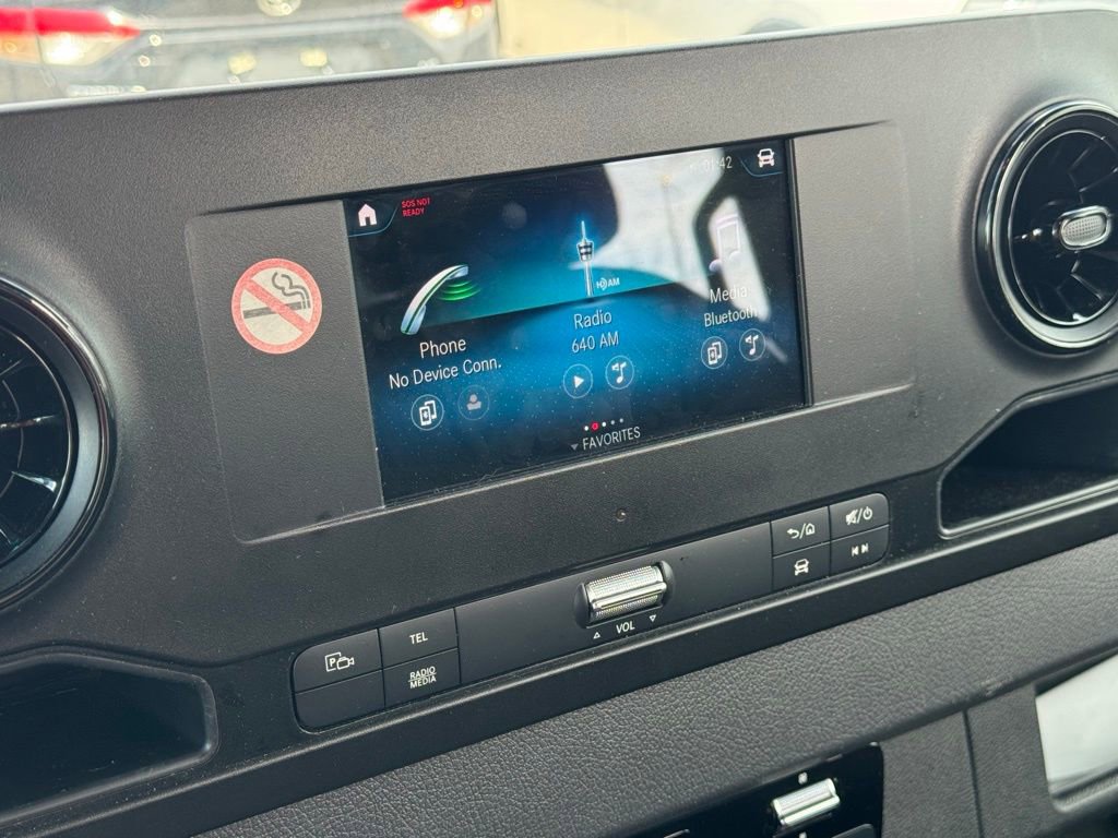 Used 2024 Mercedes-Benz Sprinter 2500 image 26