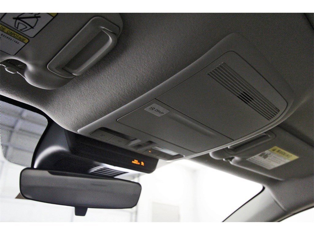 Certified 2025 MAZDA CX-30 AWD 2.5 S w/ Premium Package image 22